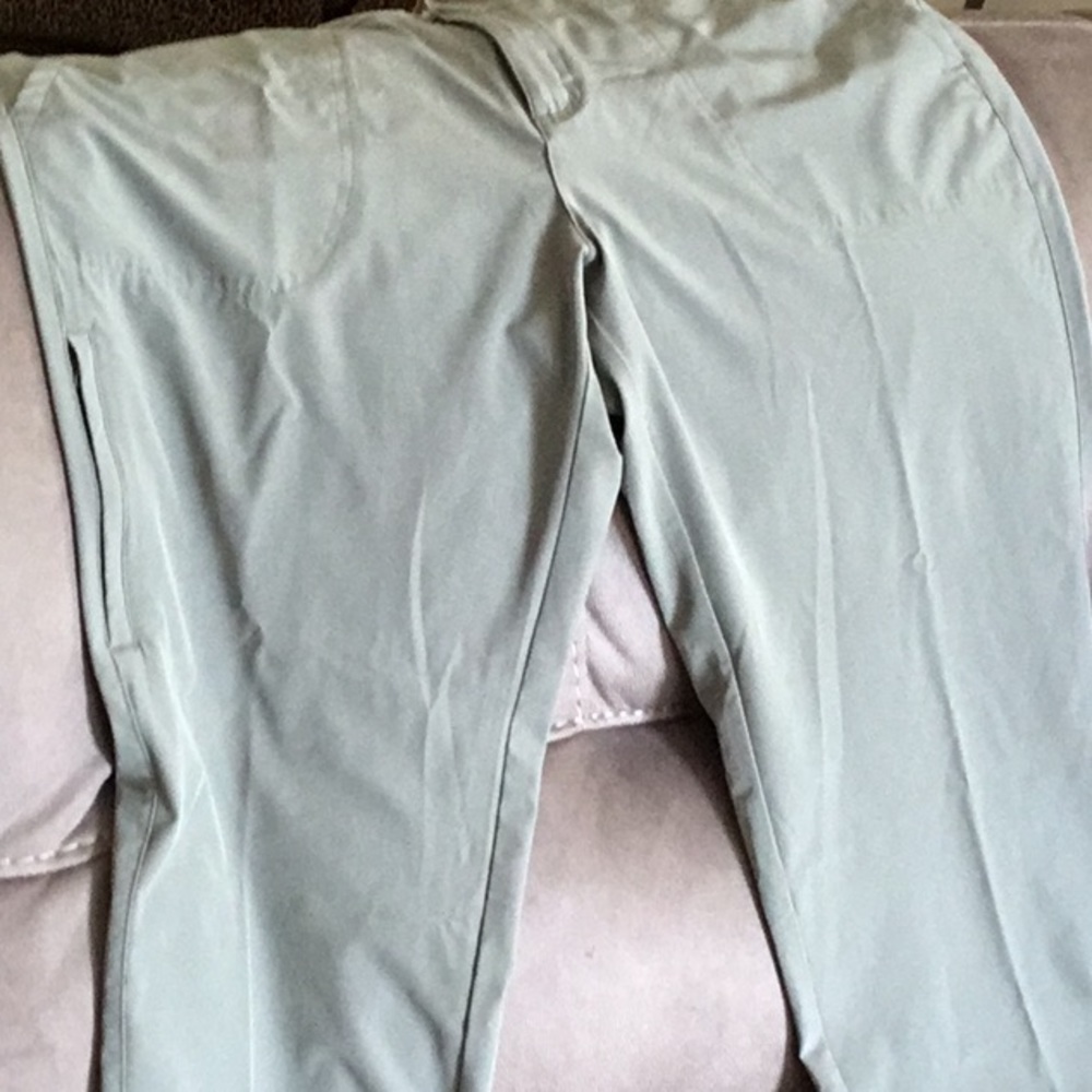 WORLDWIDE SPORTSMAN PANTS FOR WOMEN. NWOT